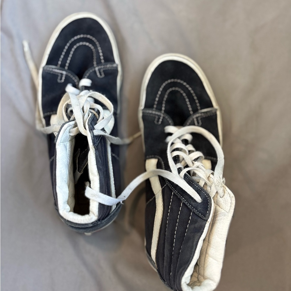 Vans Men's High-Top Sneakers - Navy and White